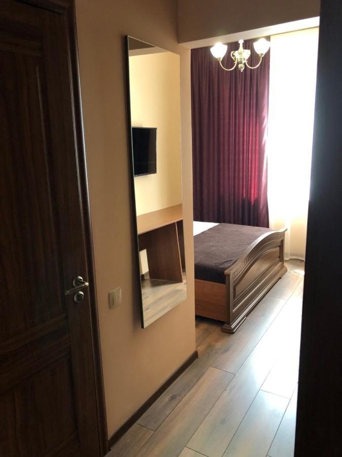 Гостевой Дом Siella Sukhumi Exterior foto